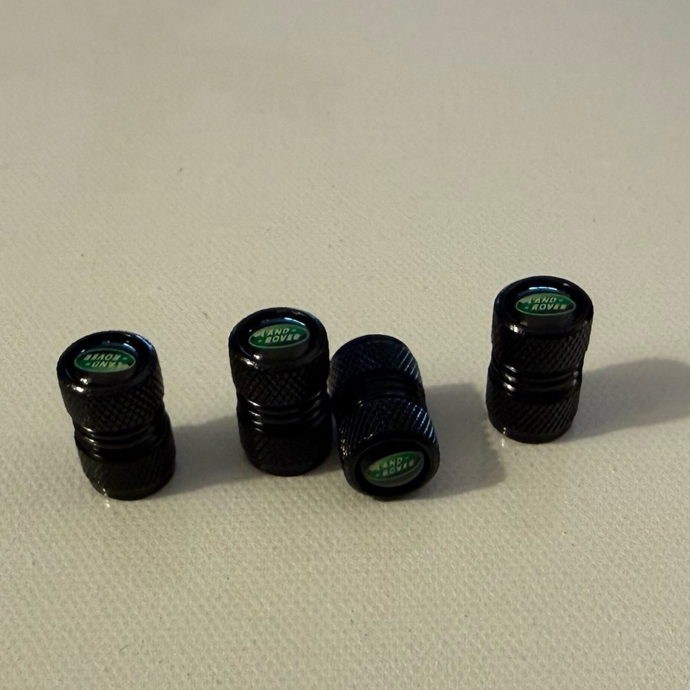 Land Rover Valve Stem Caps in Black Set of 4 NWT